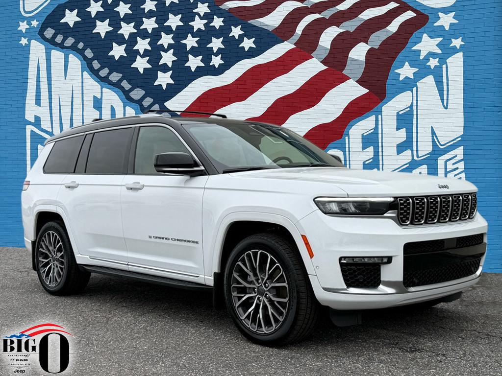 2021 Jeep Grand Cherokee L Summit Reserve's photo