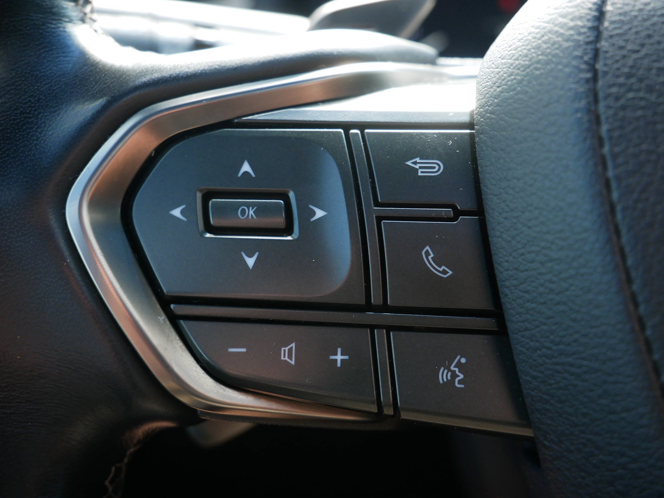 2023 Lexus LX 600 Ultra Luxury photo 14