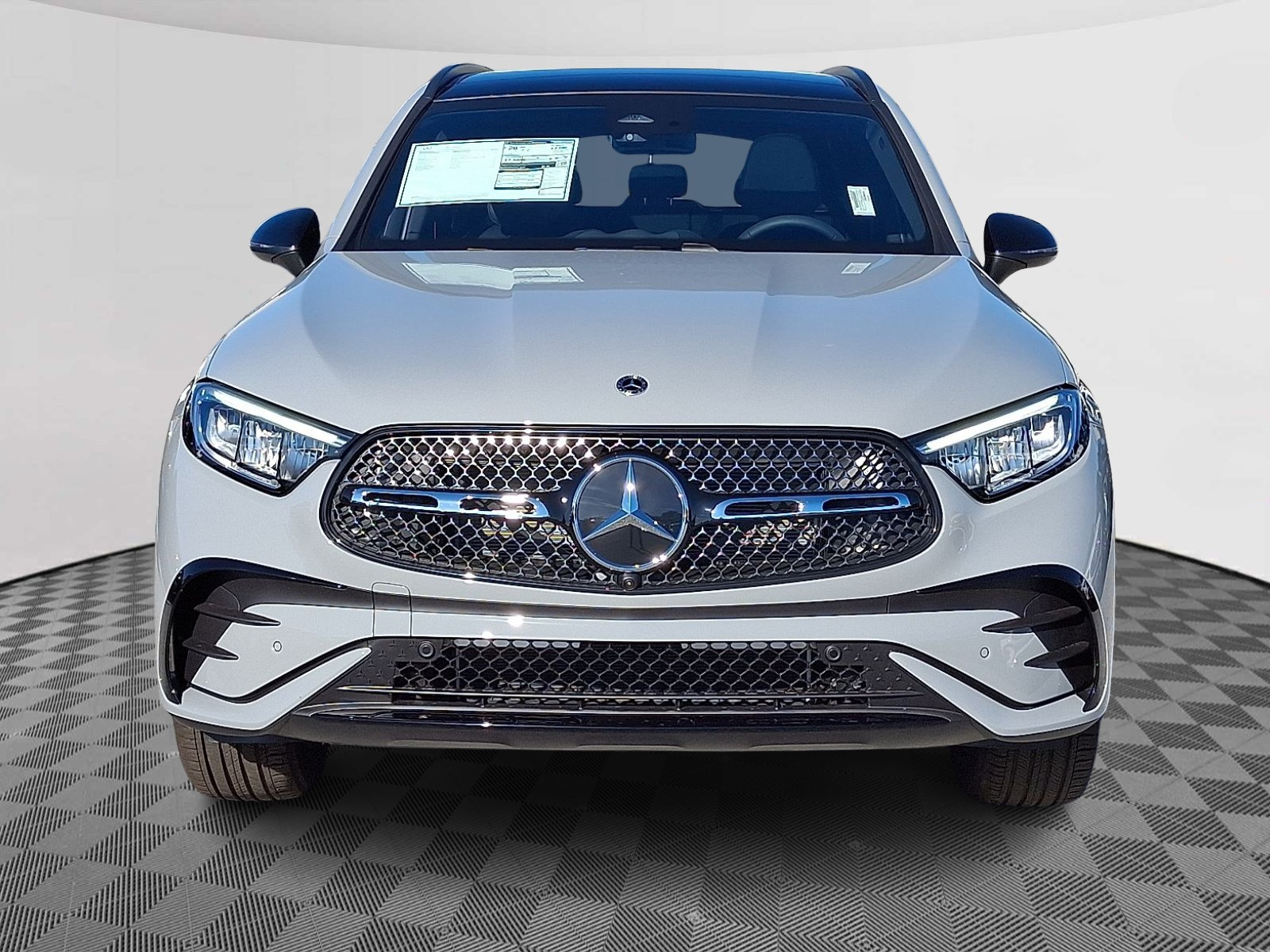 2026 Mercedes Benz GLC 300 4MATIC photo 2