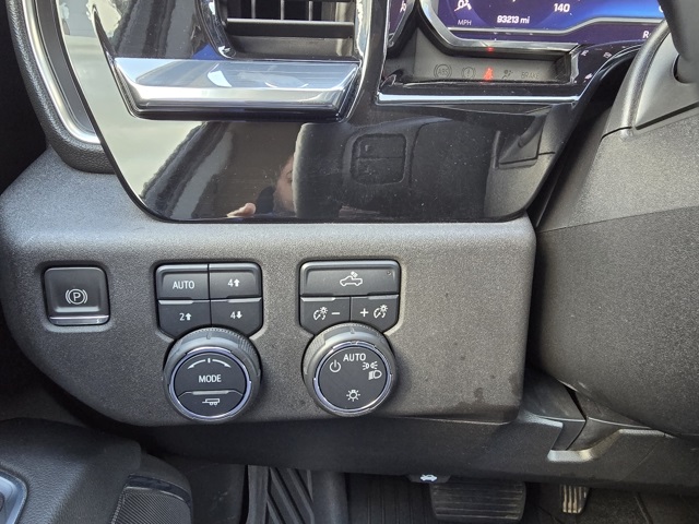 2023 Chevrolet Silverado 1500 LT photo 10