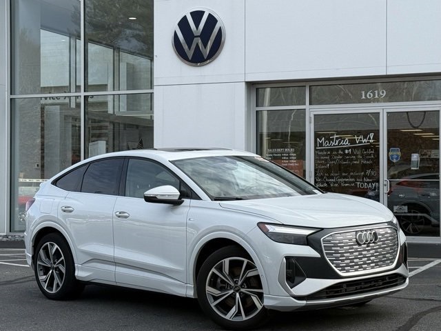 2024 Audi Q4 Sportback e-tron Premium Plus's photo