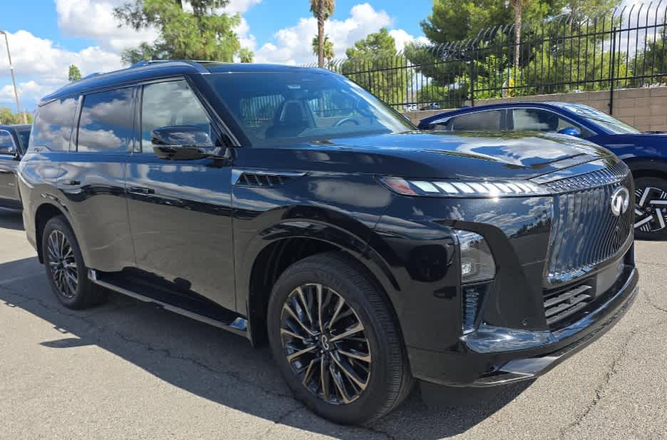 2025 INFINITI QX80 Autograph 4WD's photo