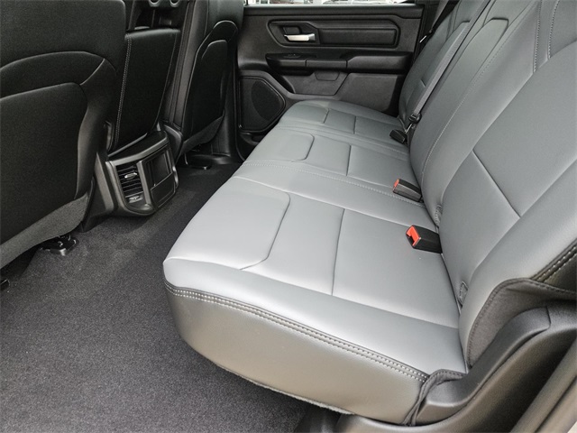 2025 Ram 1500 Tradesman photo 13
