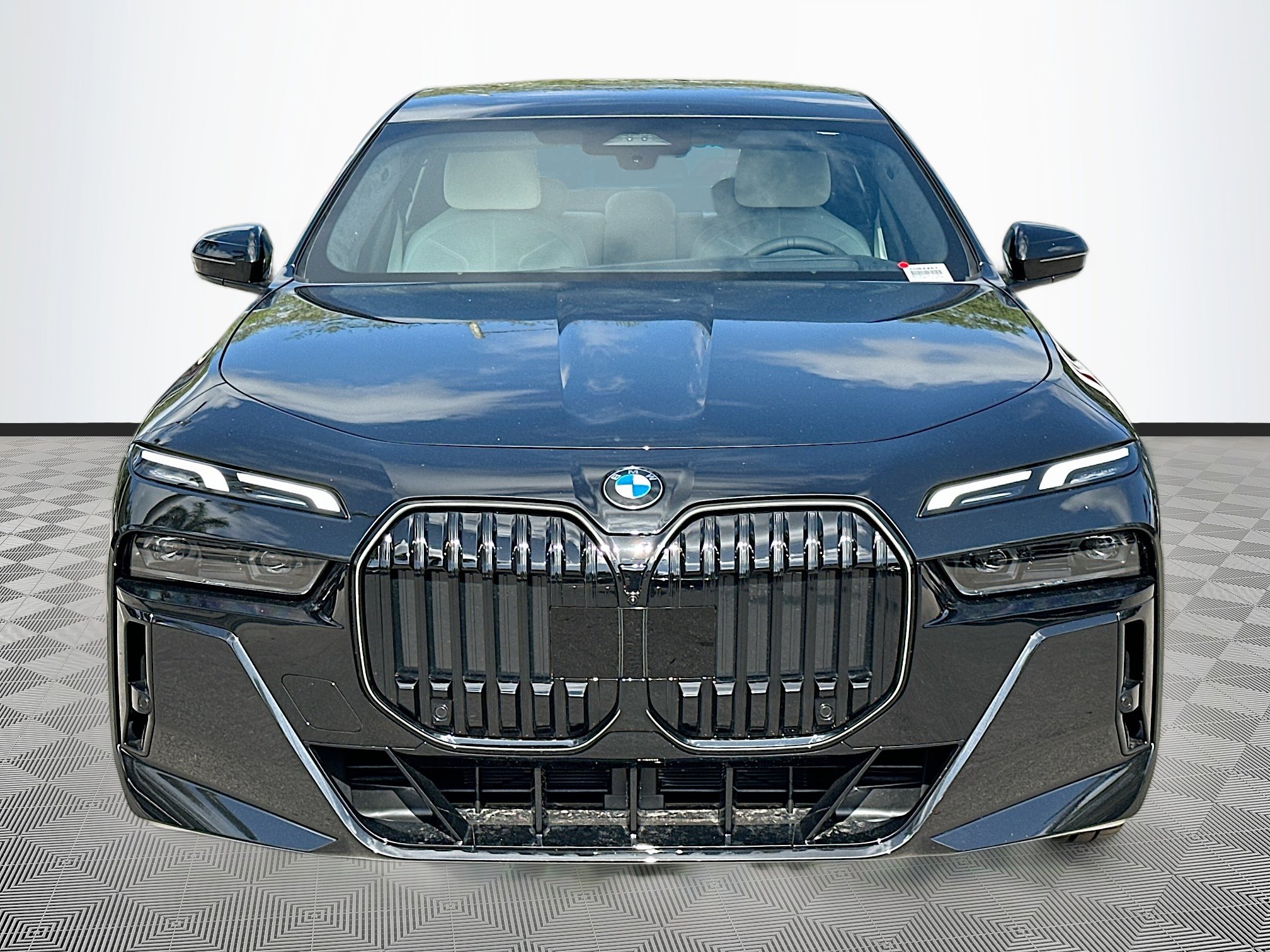 2025 Bmw 740i photo 2