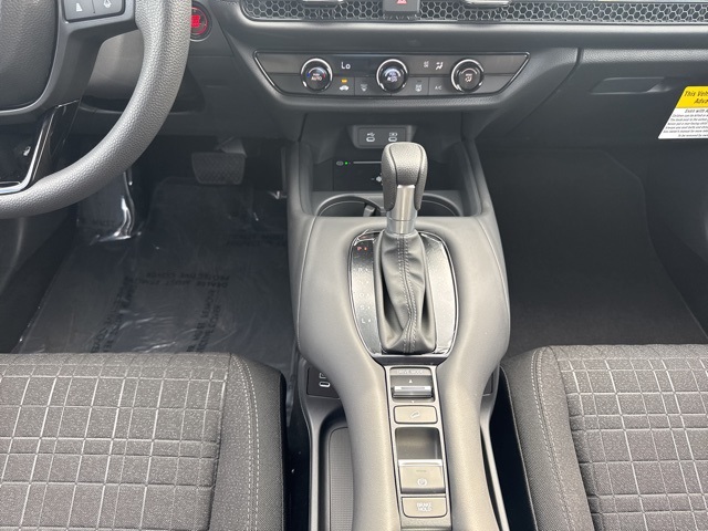 2026 Honda HR-V LX photo 17