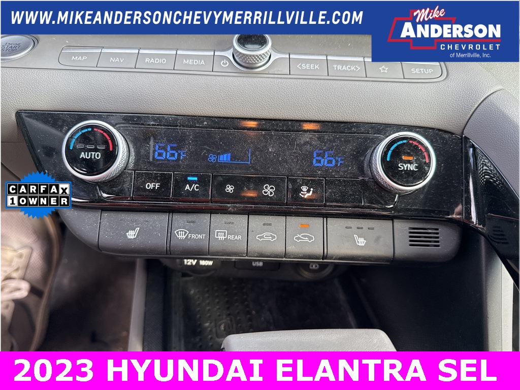2023 Hyundai Elantra SEL photo 17