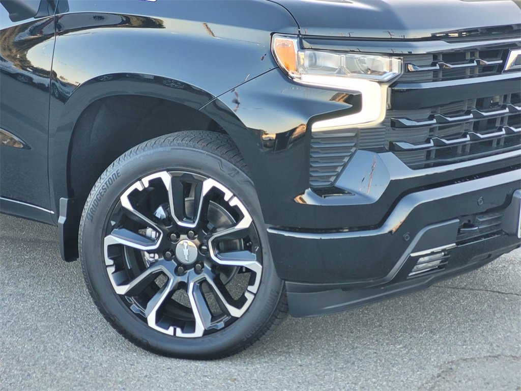 2025 Chevrolet Silverado 1500 RST photo 5