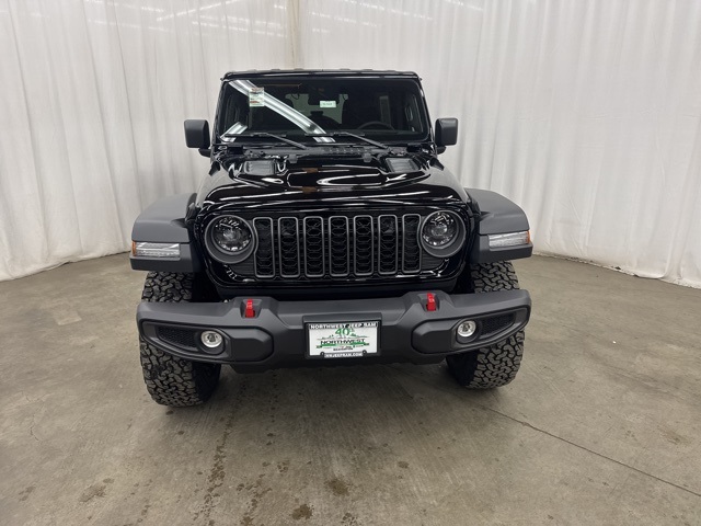 2025 Jeep Wrangler Rubicon photo 2