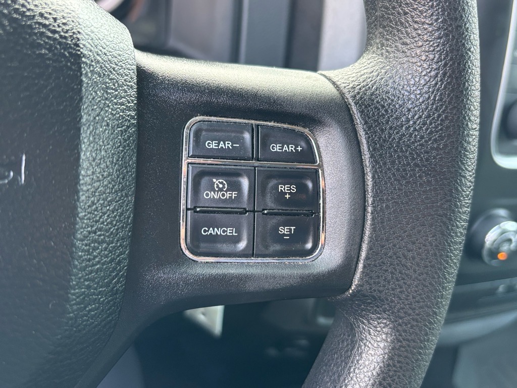 2015 Ram 1500 Express photo 13