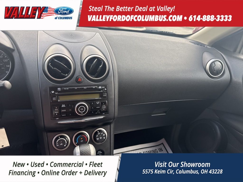 2013 Nissan Rogue S photo 14