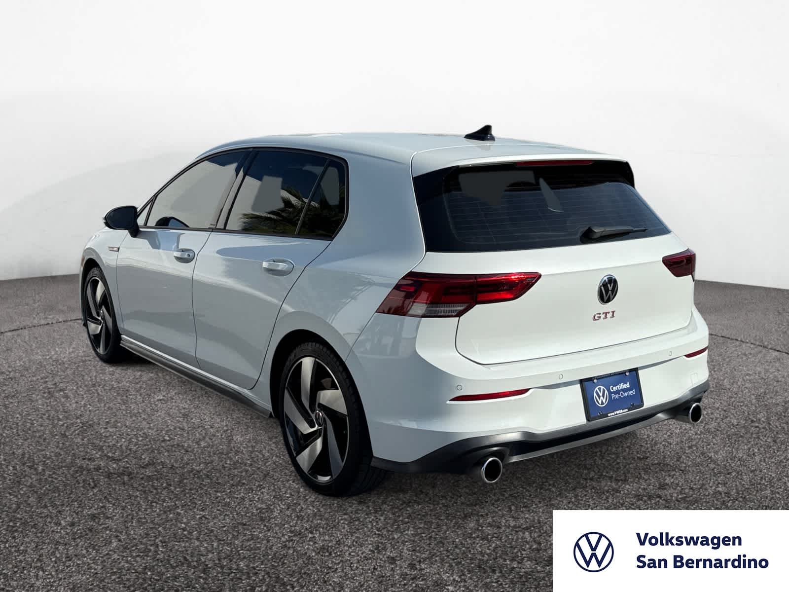 2023 Volkswagen Golf GTI S photo 2