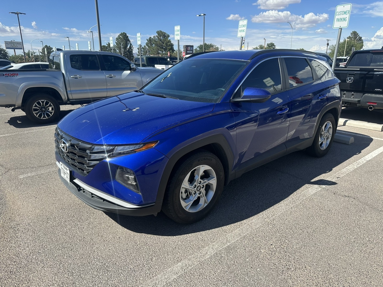Used 2024 BLUE Hyundai SEL image 1