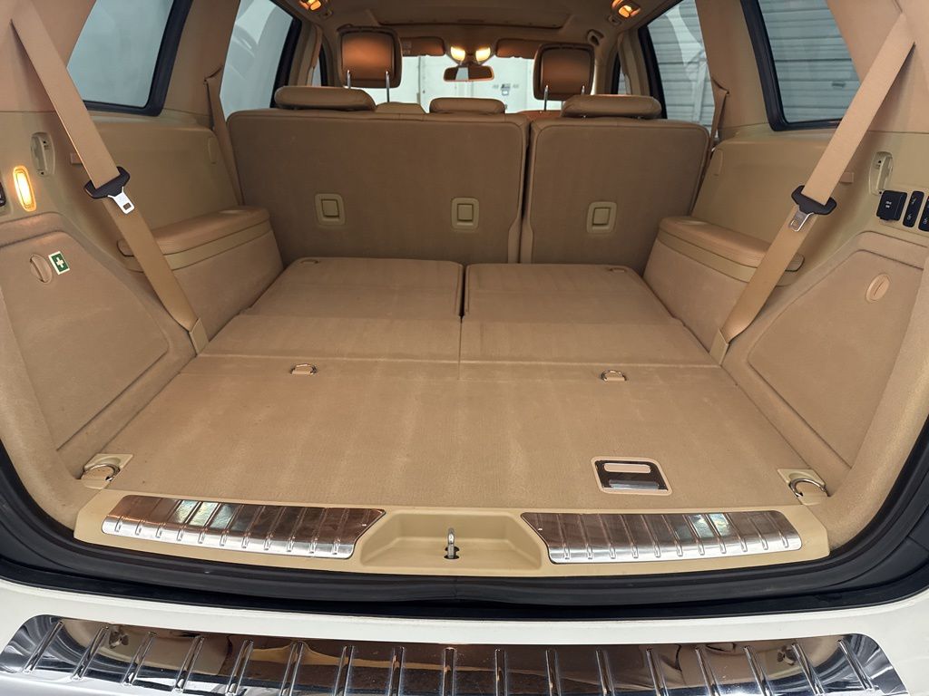2011 Mercedes Benz GL 350 photo 21