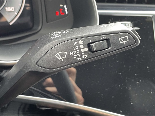 2025 Audi Q7 55 Premium Plus photo 27