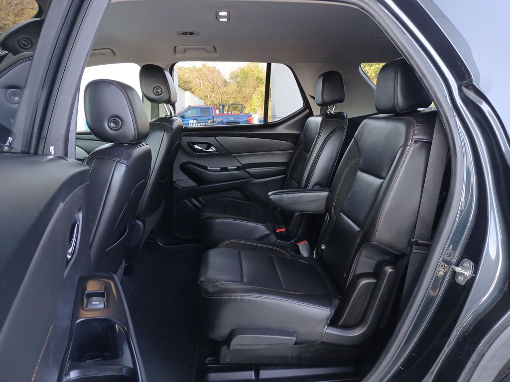 2020 Chevrolet Traverse 3LT photo 25