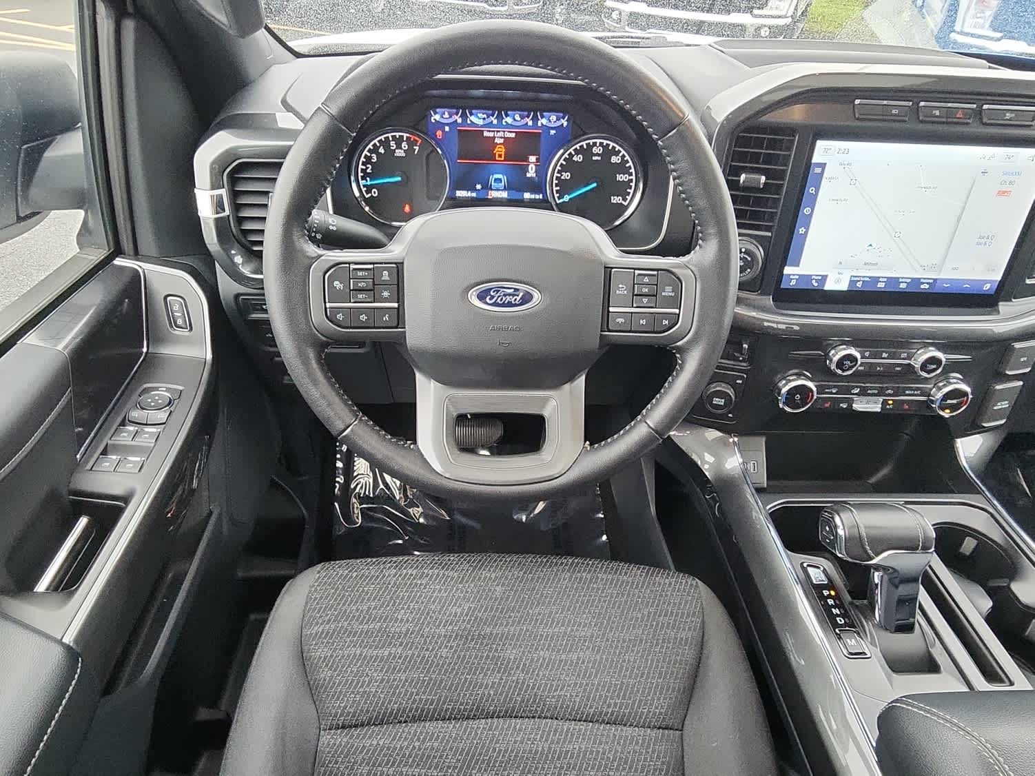 2022 Ford F-150 XLT photo 8