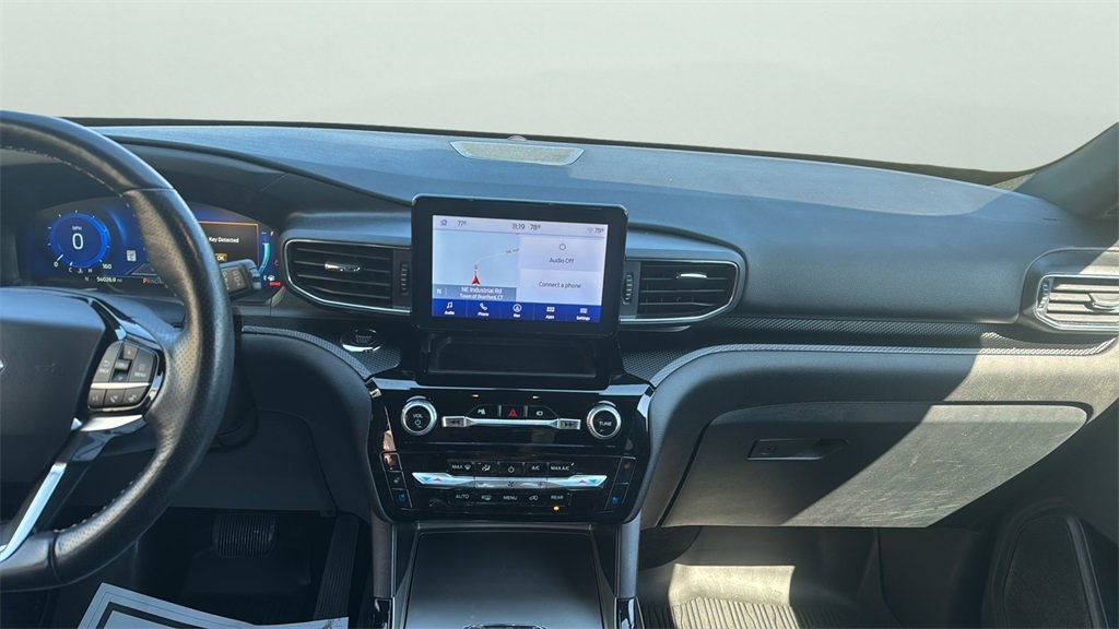 2022 Ford Explorer ST photo 13