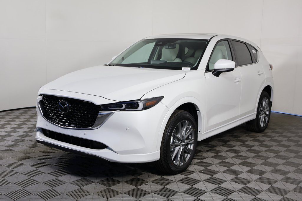 2025 Mazda CX-5 S Premium Plus package's photo