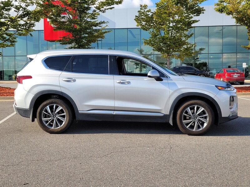 2019 Hyundai Santa Fe SEL Plus photo 2