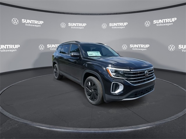 2025 Volkswagen Atlas SE Technology photo 2