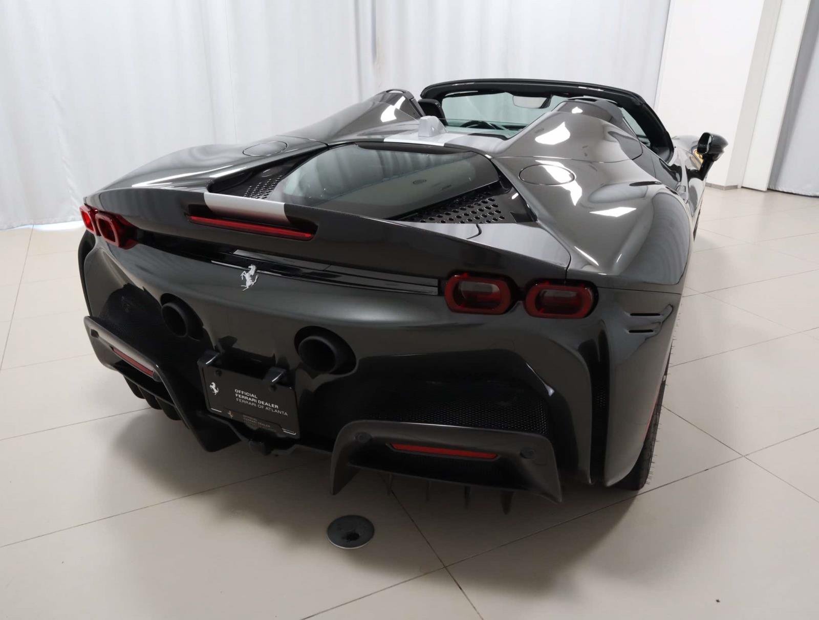 2022 Ferrari SF90 Spider photo 10