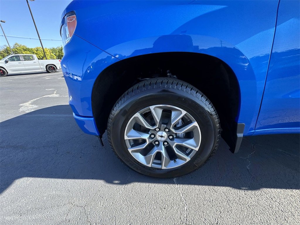 2026 Chevrolet Silverado 1500 RST photo 9