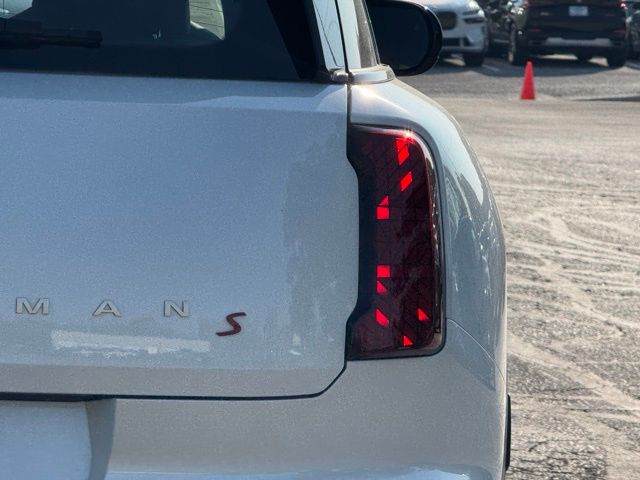 2025 Mini Countryman photo 5