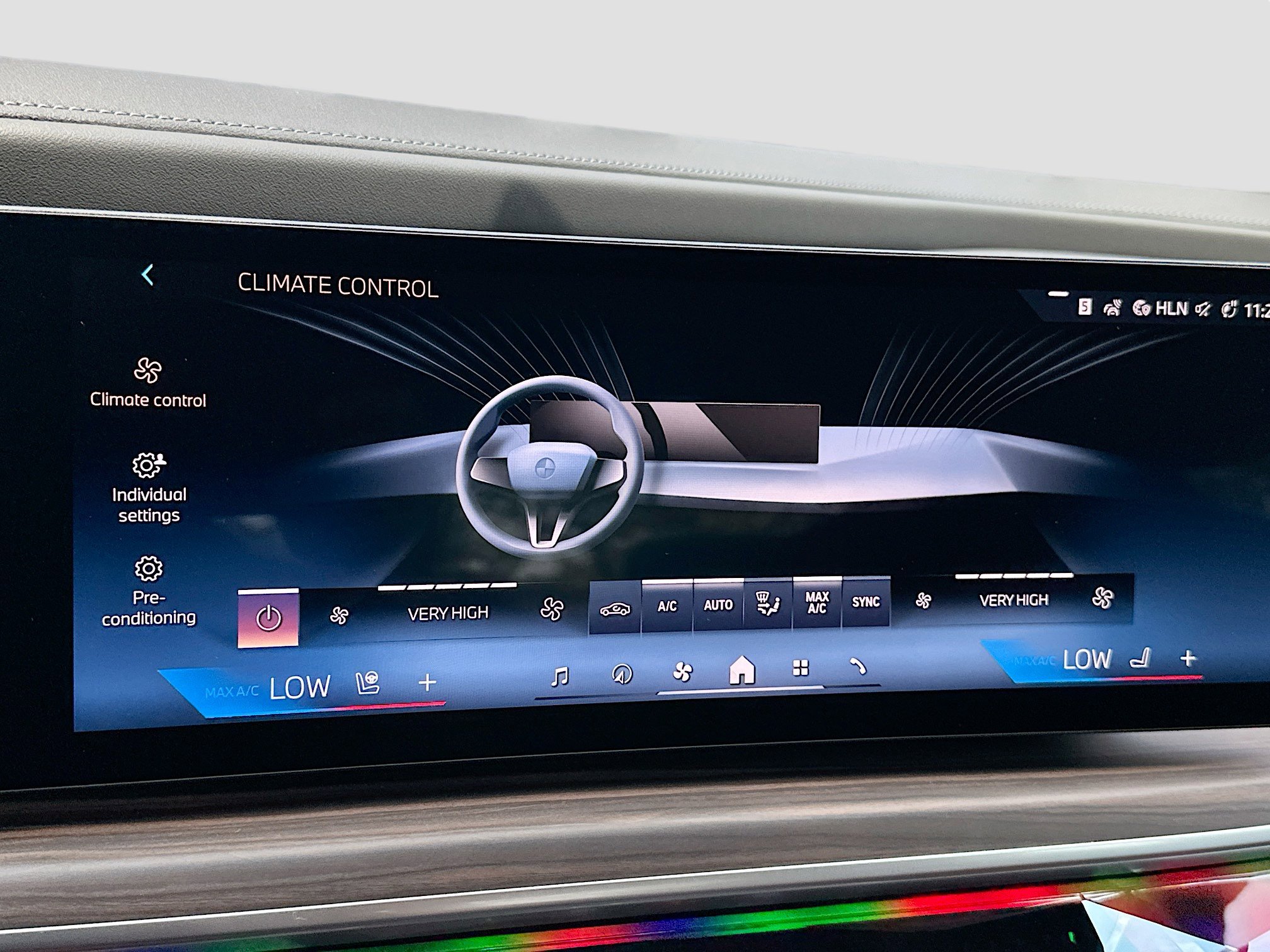 2025 Bmw 750e 750e xDrive photo 12