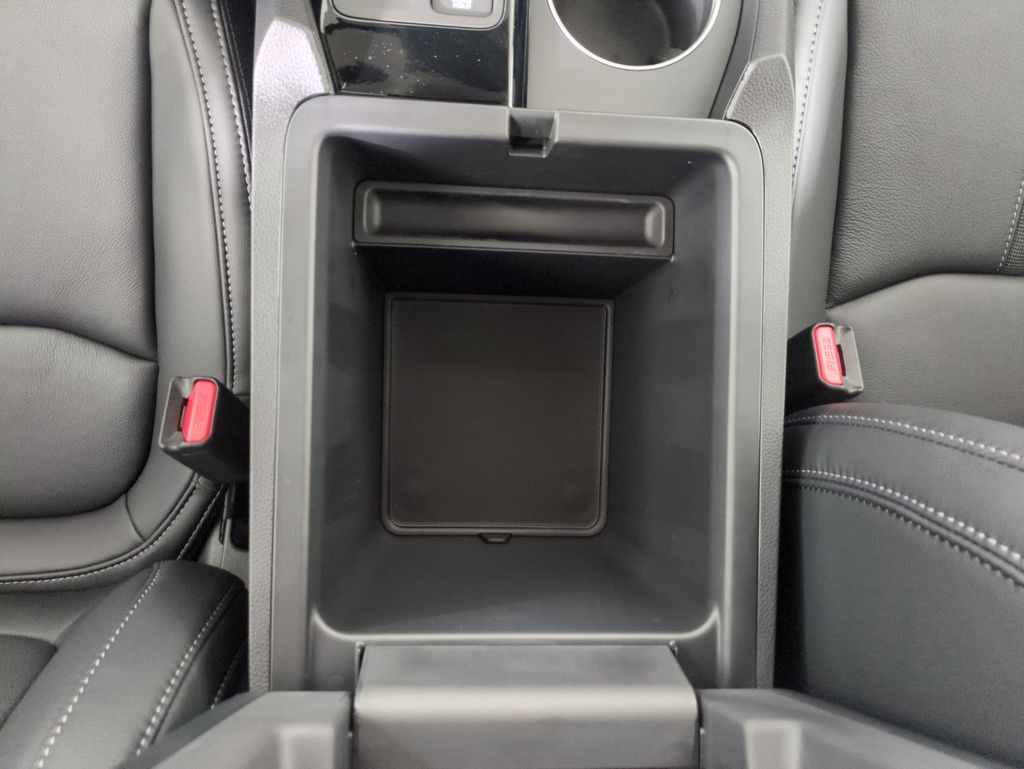 2025 Honda Pilot Touring photo 24