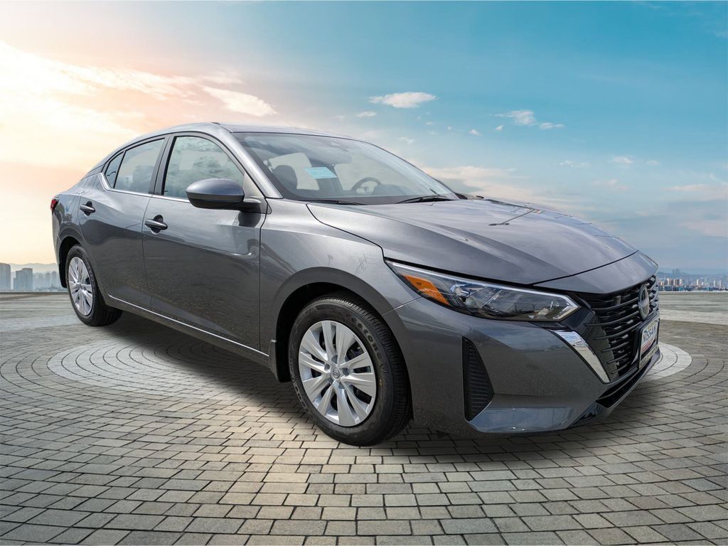 2025 Nissan Sentra S's photo