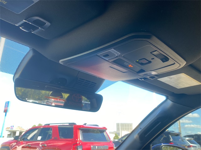 2025 Toyota Tacoma SR5 4x4 Double Cab photo 25