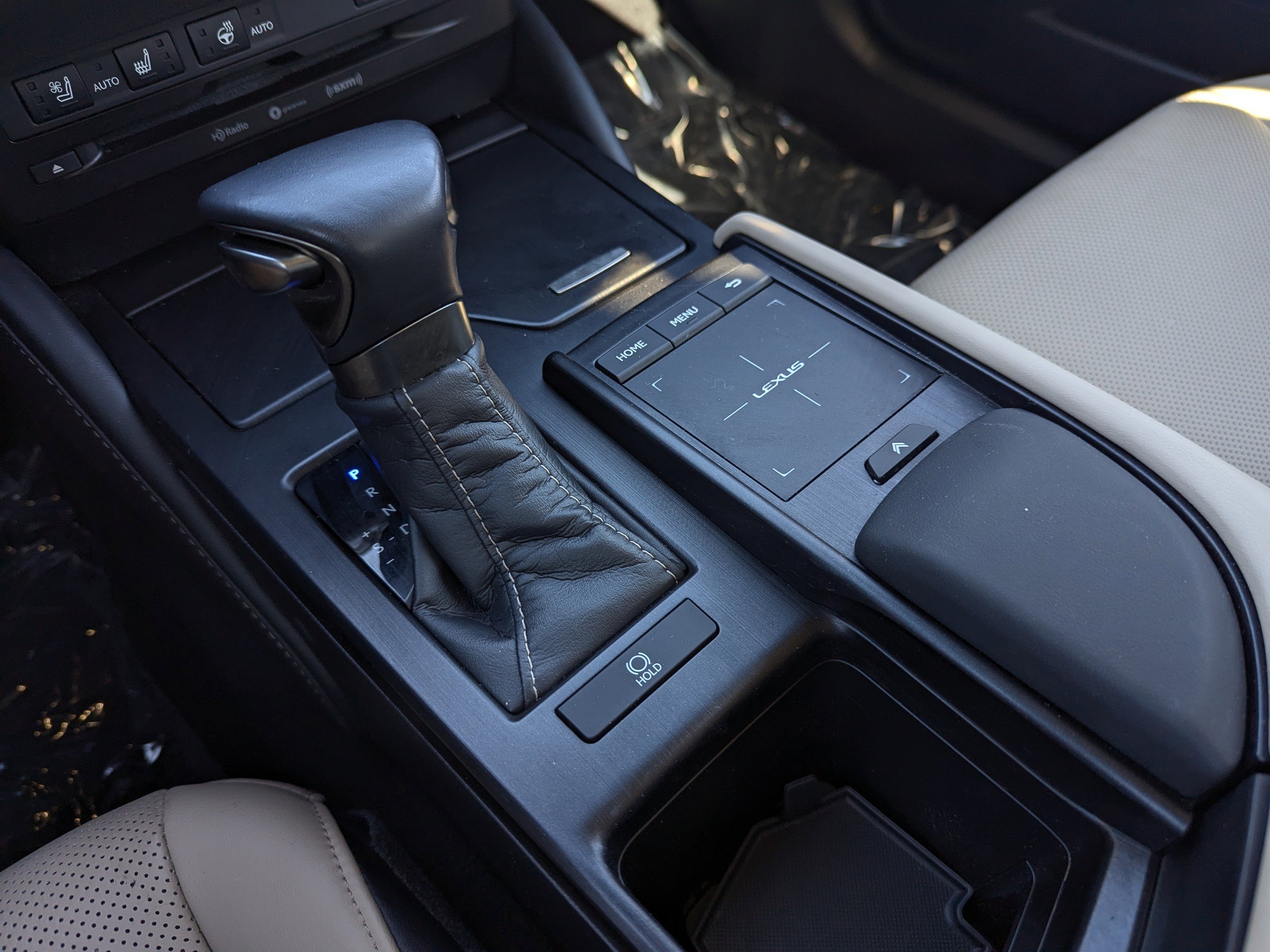 2020 Lexus ES 350 Premium photo 25