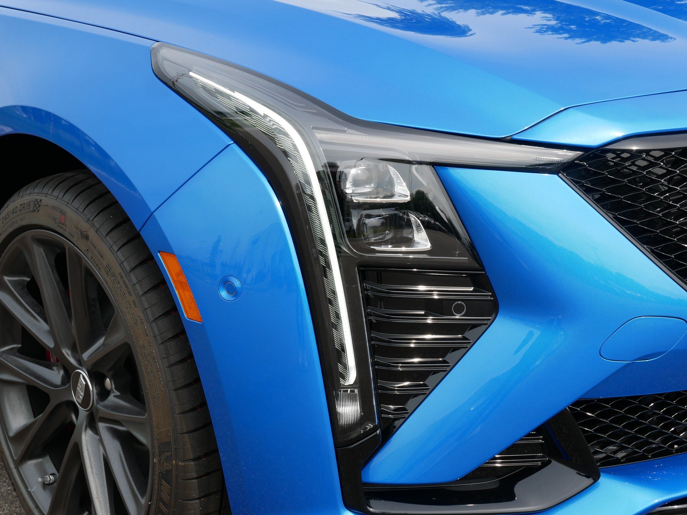 2026 Cadillac CT5 V photo 16