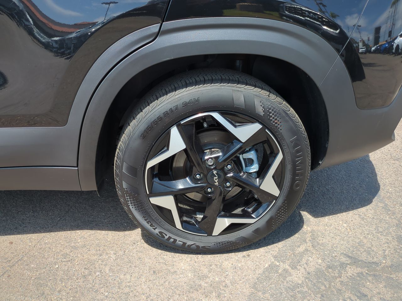 2024 Kia Seltos EX photo 26