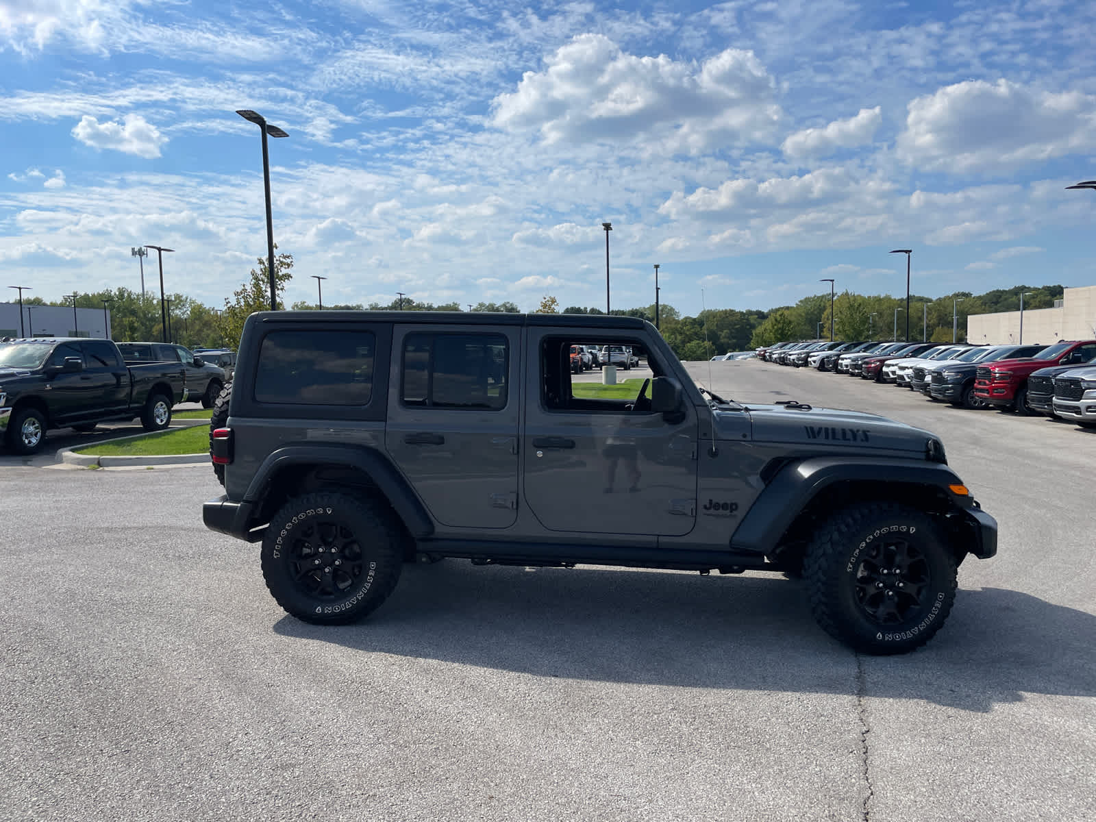2021 Jeep Wrangler Unlimited Willys photo 10