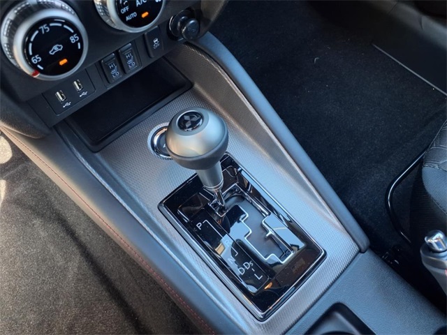 2025 Mitsubishi Outlander Sport ES SE LE photo 11