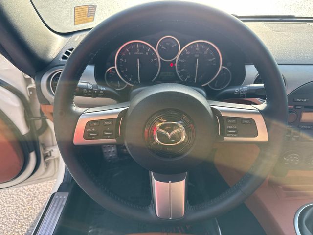 2006 Mazda MX-5 Miata Miata Grand Touring photo 24