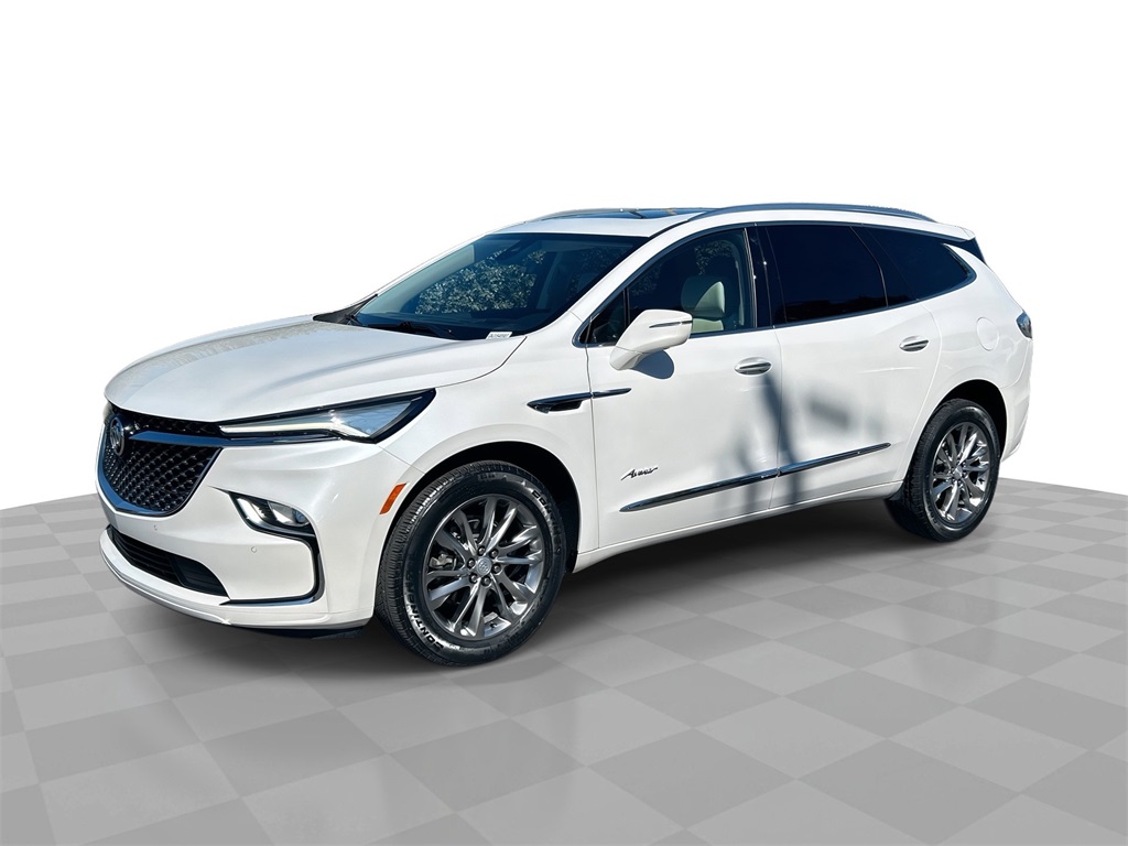2022 Buick Enclave Avenir's photo