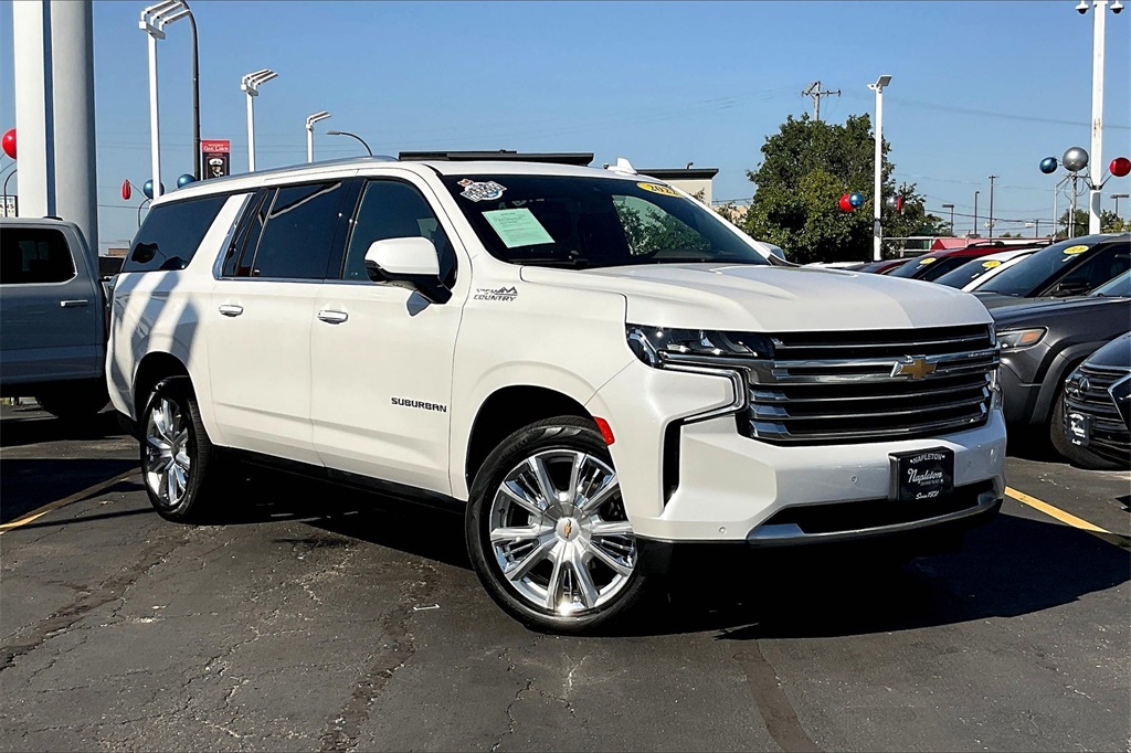 2022 CHEVROLET SUBURBAN - Image 33