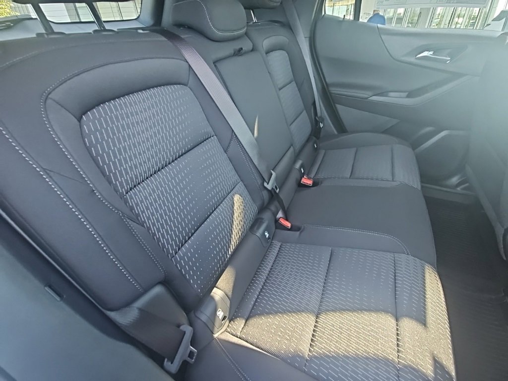 2026 Chevrolet Equinox LT photo 16