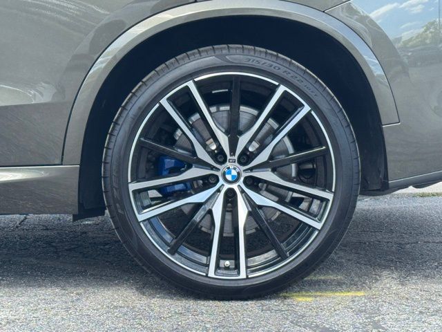 2025 Bmw X5 M60i photo 3