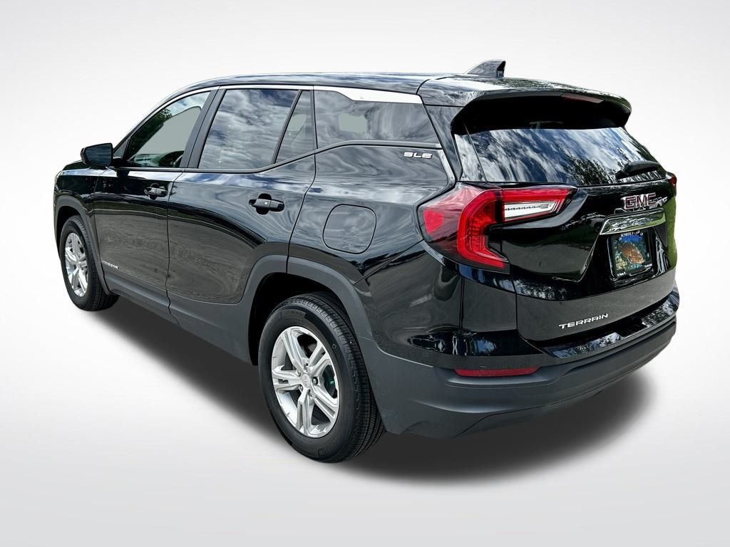 2024 Gmc Terrain SLE photo 4
