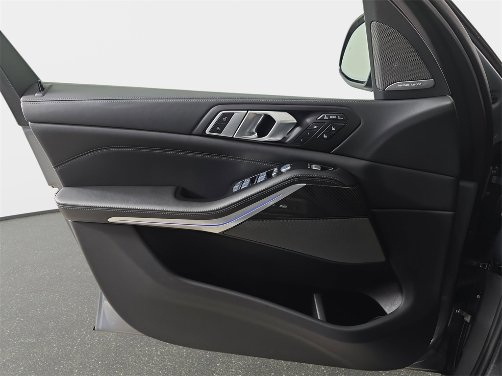 2023 Bmw X7 M60i photo 27