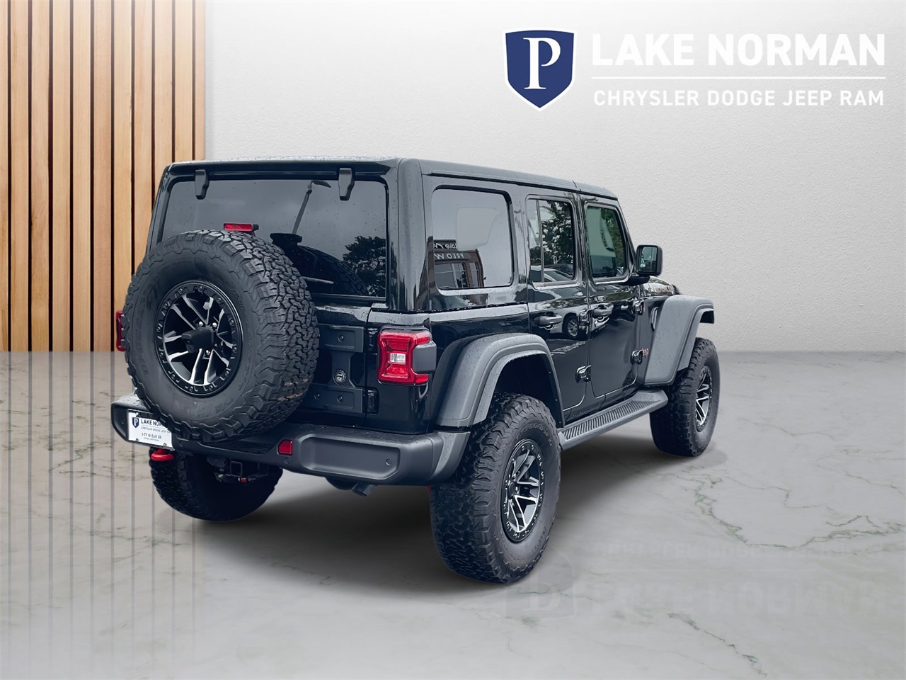 2025 Jeep Wrangler Rubicon photo 8