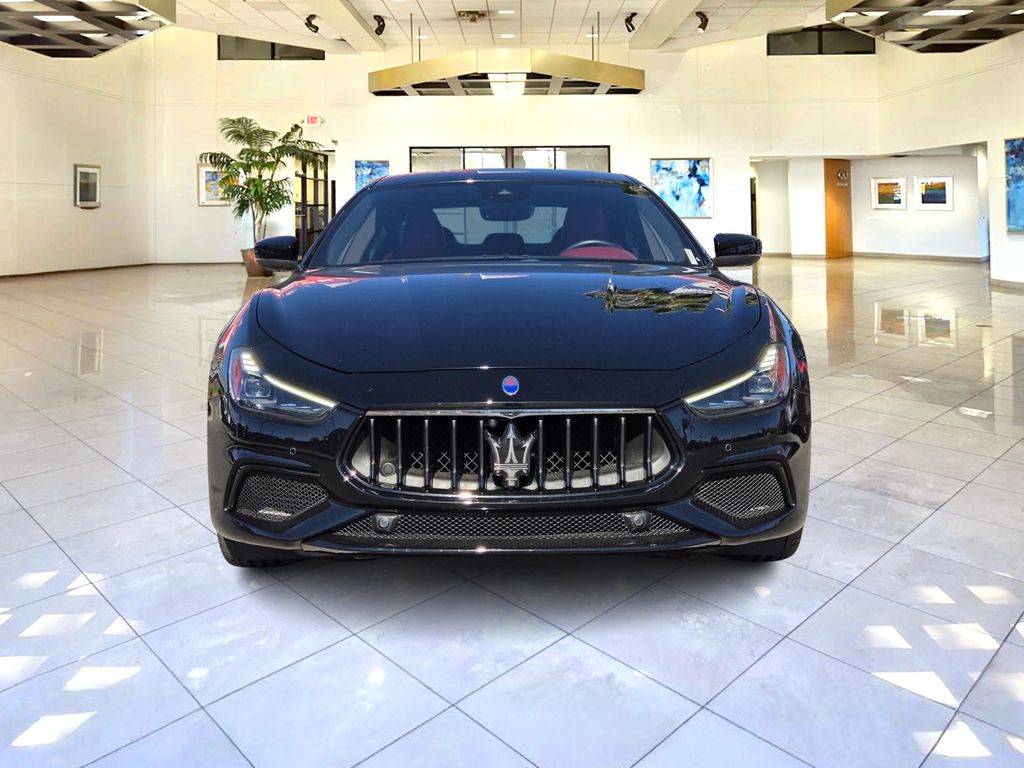 2021 Maserati Ghibli GranSport photo 2