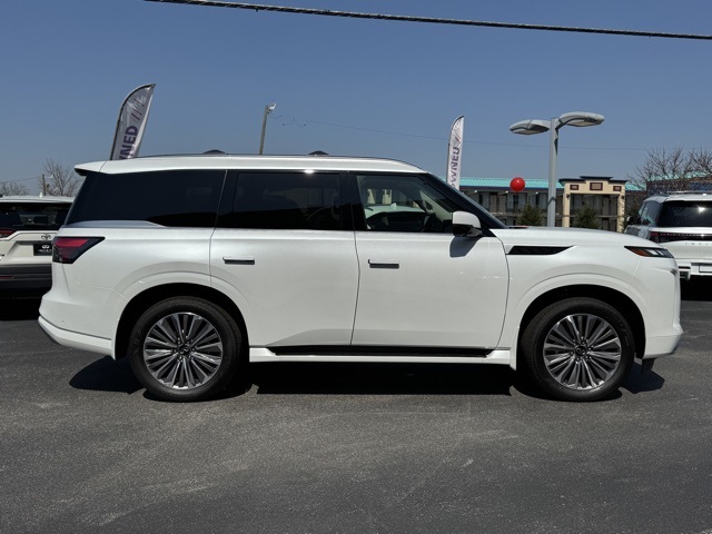 2025 Infiniti QX80 Sensory photo 6