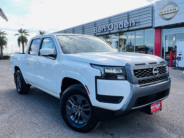 2026 Nissan Frontier SV's photo