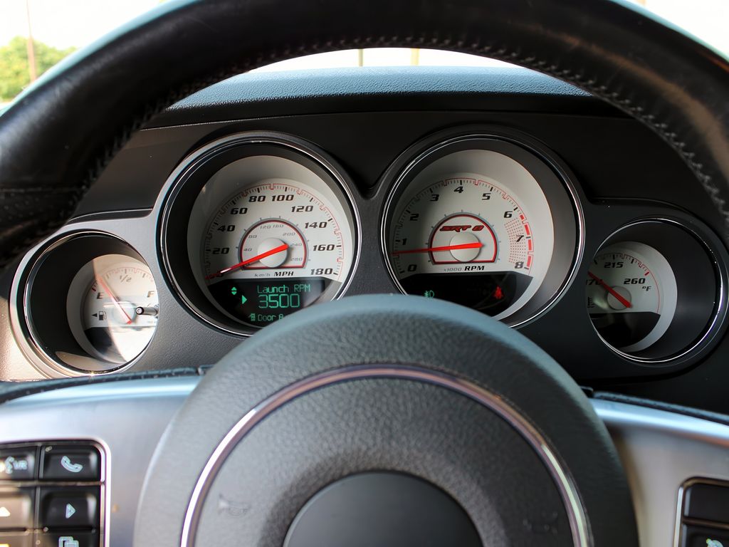 2013 Dodge Challenger SRT8 photo 16