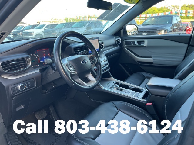 2022 Ford Explorer XLT photo 6