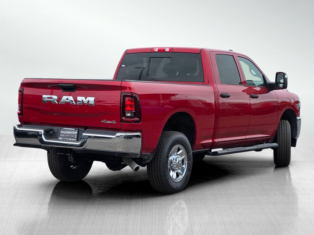 2025 Ram 2500 Tradesman photo 3